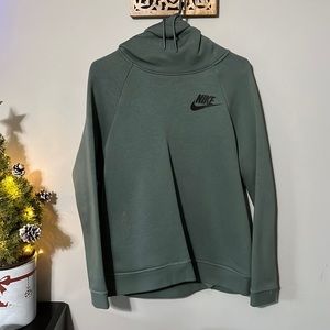 Nike sweatshirt